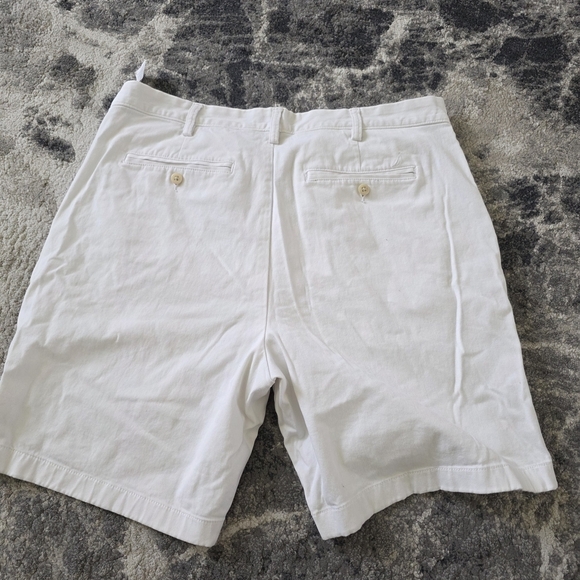Nautica 38W Men's White Flat Front Shorts - Picture 2 of 5